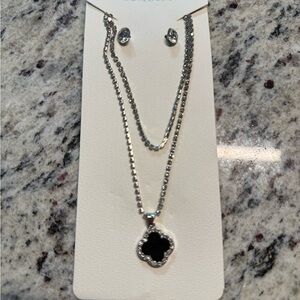 Elegant Silver and Black Pendant Necklace Set